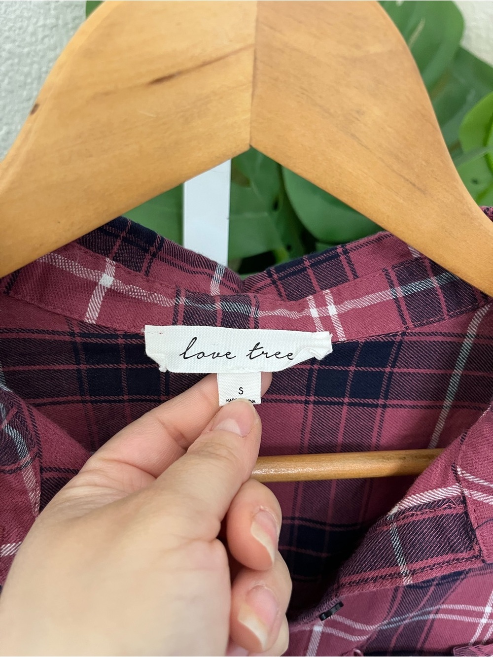 🍷 Burgundy Plaid Tie Front Flannel Top Size Small | Boho Casual - Picture 3 of 8